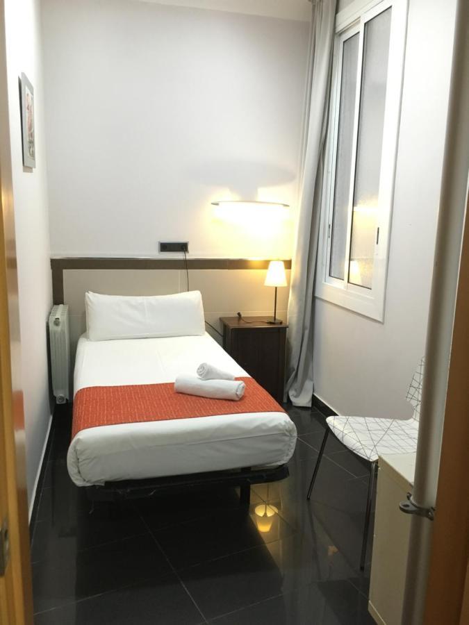 Hostal Levante Barcelona Buitenkant foto